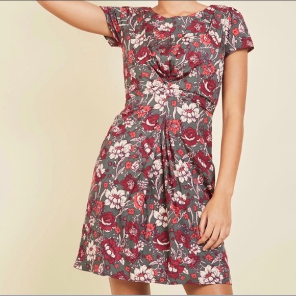 ModCloth Yumi Floral Dress - Picture 5 of 6